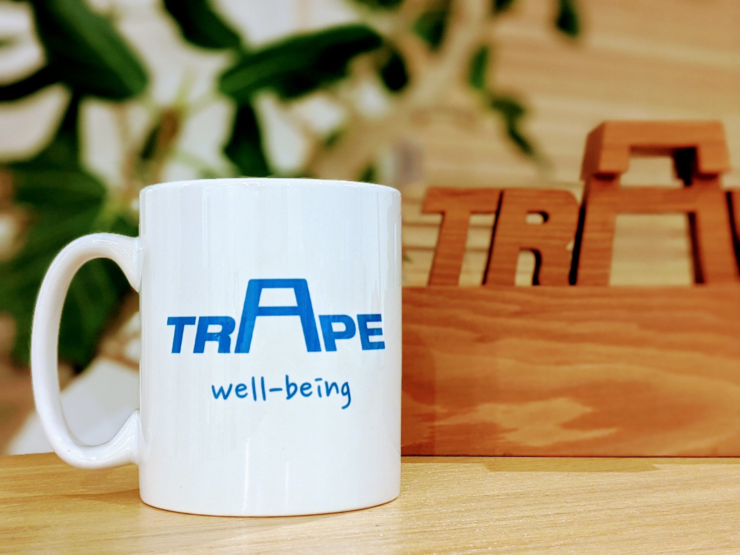 TRAPEグッズ:TRAPE well-being マグカップの画像